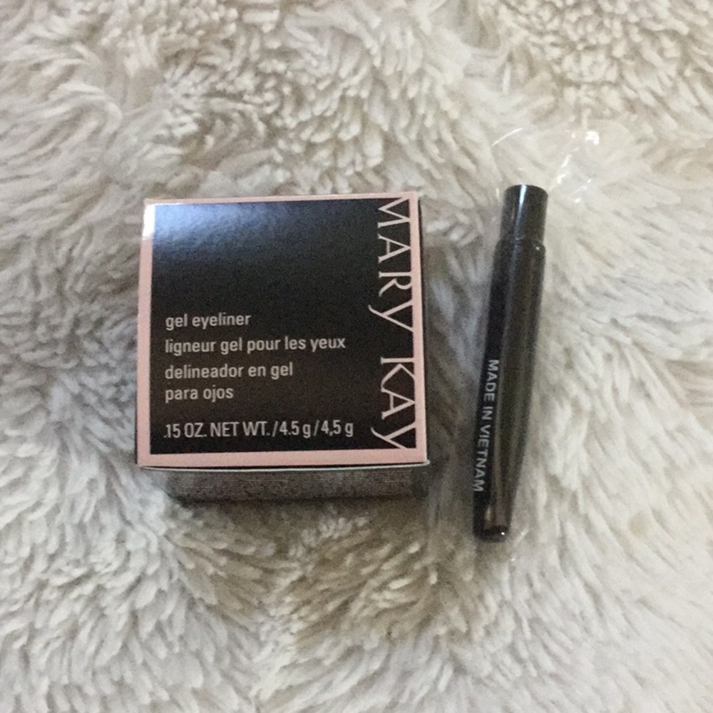 Nwt 💋Mary Kay gel eyeliner 💋